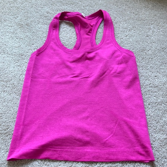lululemon athletica Tops - Lululemon sonic pink swiftly tech in race length